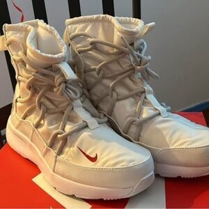 TanJun Nike Boots